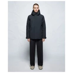 Elvine Barnard - Winterjack