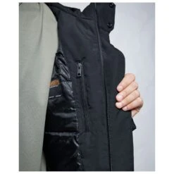 Elvine Barnard - Winterjack 8 Elvine Barnard - Winterjack -Outdoor Winterkleding Winkel elvine barnard winterjack detail 5