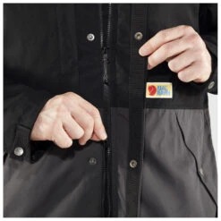 FJÄLLRÄVEN Vardag Lite Padded Jacket - Parka 19 FJÄLLRÄVEN Vardag Lite Padded Jacket - Parka -Outdoor Winterkleding Winkel fjaellraeven vardag lite padded jacket parka detail 10