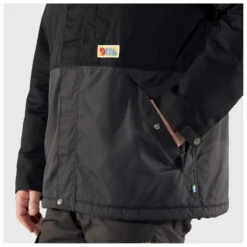 FJÄLLRÄVEN Vardag Lite Padded Jacket - Parka 23 FJÄLLRÄVEN Vardag Lite Padded Jacket - Parka -Outdoor Winterkleding Winkel fjaellraeven vardag lite padded jacket parka detail 5