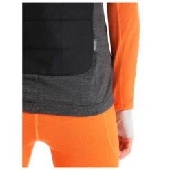Icebreaker Women's Merinoloft Vest - Wollen Bodywarmer 12 Icebreaker Women's Merinoloft Vest - Wollen Bodywarmer -Outdoor Winterkleding Winkel icebreaker womens merinoloft vest wollen bodywarmer detail 7