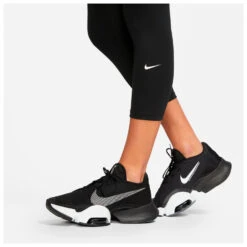 Nike Women's One High-Rise Cropped Leggings