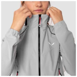 SALEWA Women's Pedroc DST Light Jacket - Softshelljack 19 SALEWA Women's Pedroc DST Light Jacket - Softshelljack -Outdoor Winterkleding Winkel salewa womens pedroc dst light jacket softshelljack detail 7